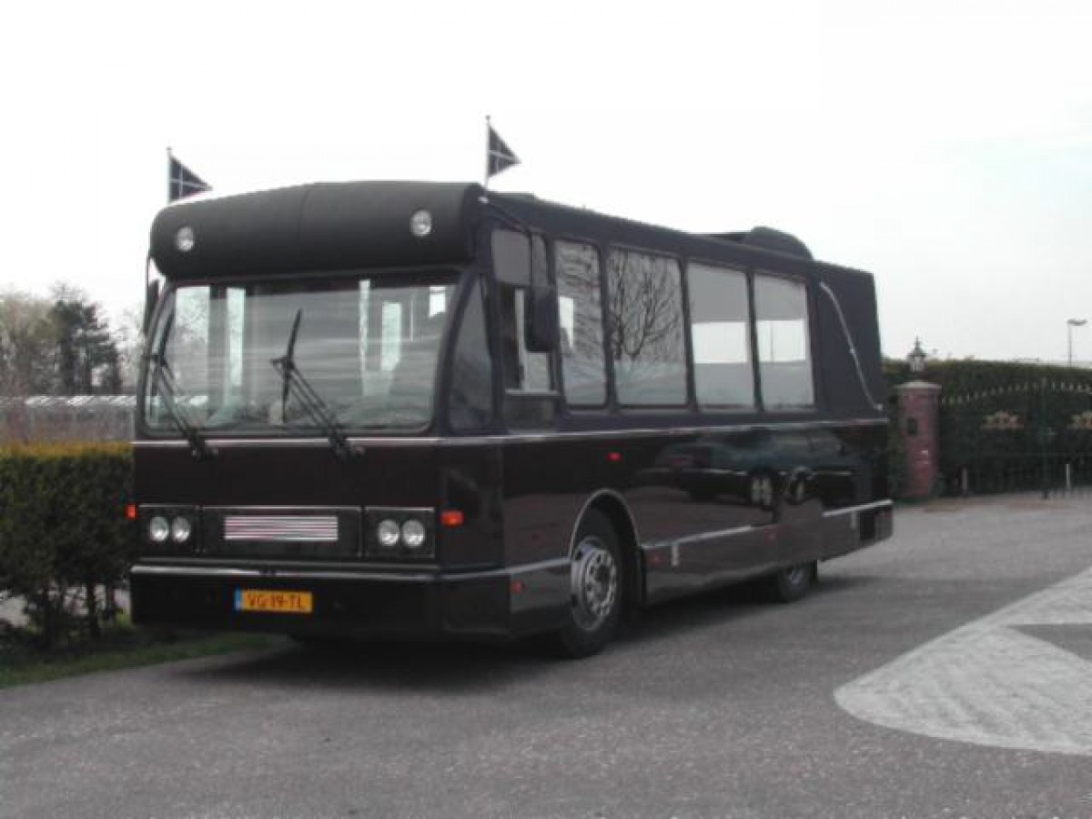 Uitvaartbus